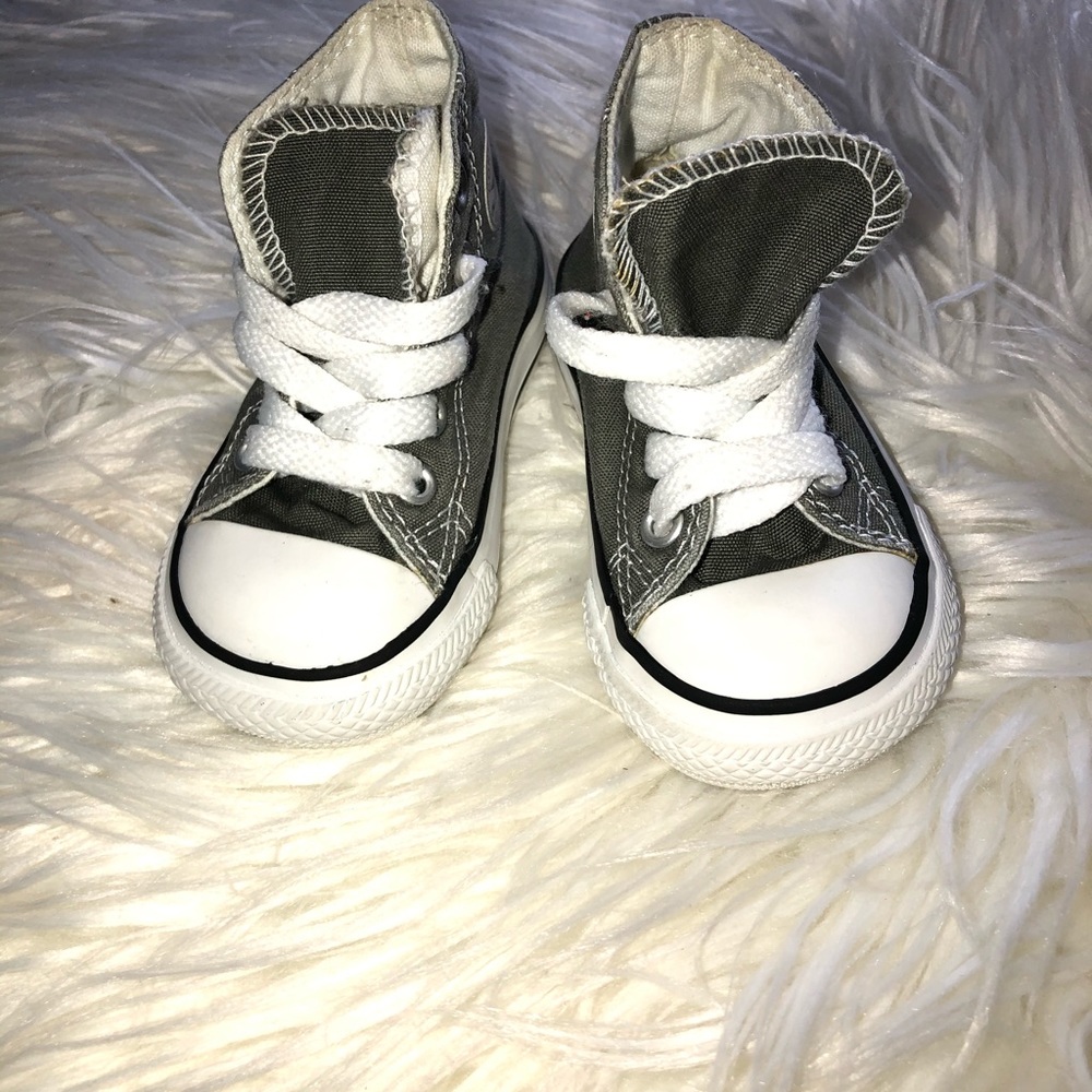 Converse - Picture 2 of 4